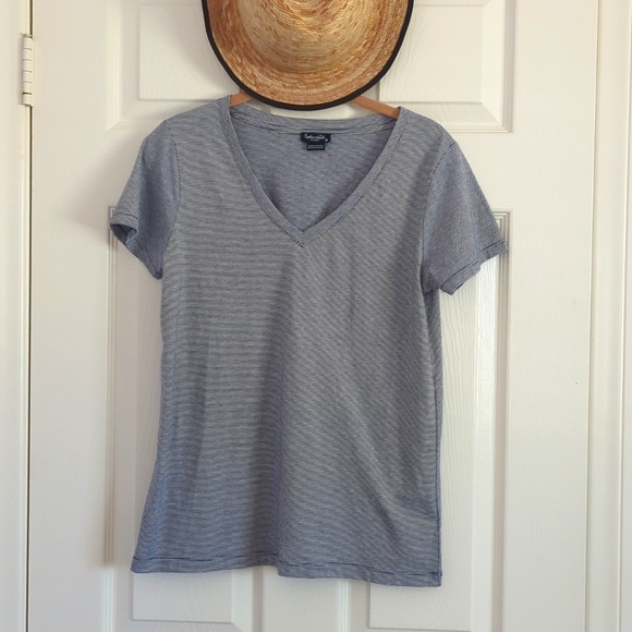 Splendid Tops - Splendid Ladies Short Sleeve V Neck Tee Narrow Blue &White Stripes XS